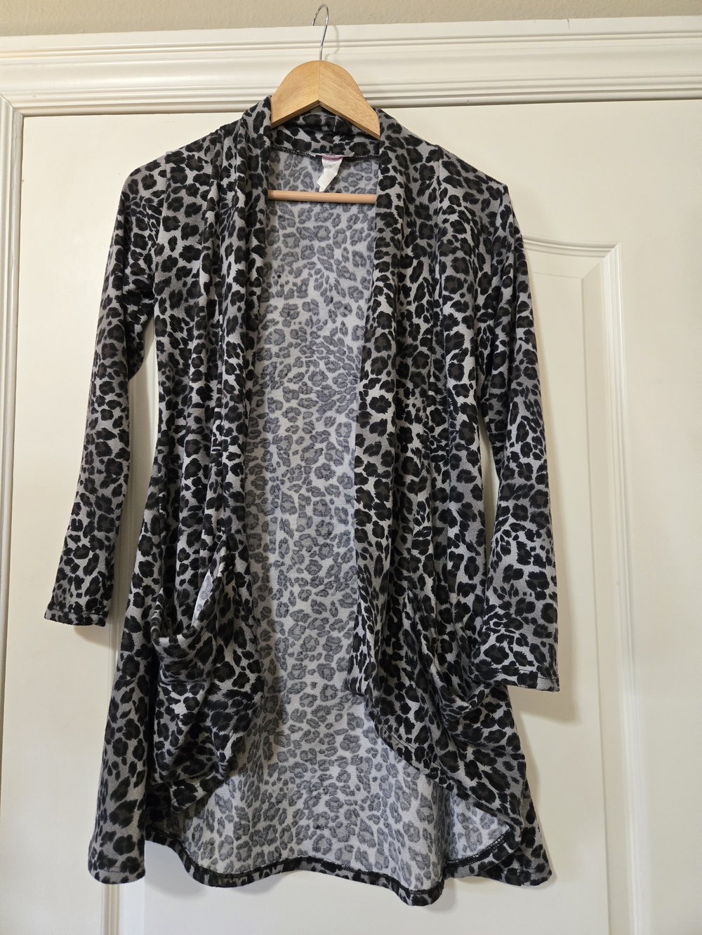 Pretty Young Thing Lightweight Open-Front Leopard Print Cardigan - Gray/Black